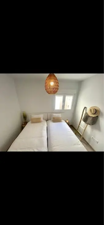 Apartamento en Alquiler Estepona 3 Dormitorios 2 Baños 204m2