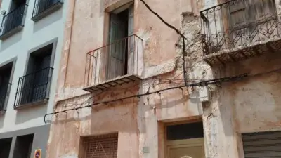 Casa en venta en Agost 6 habitaciones 210m2