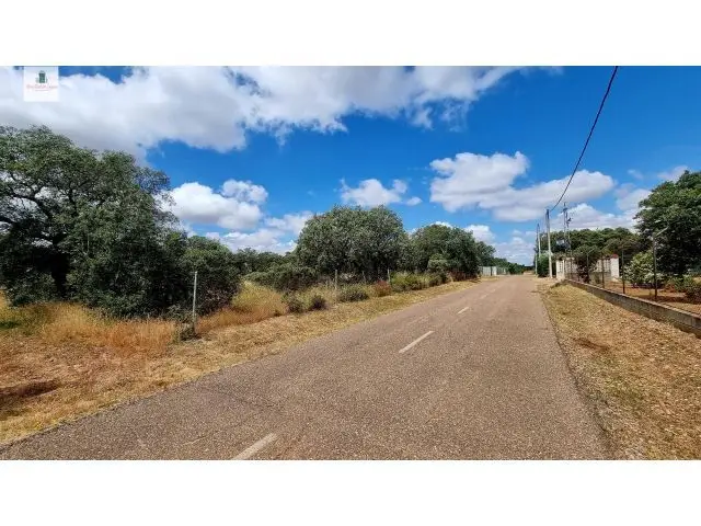 Terreno 5000m2 Urbanizacion Tres Arroyos Badajoz