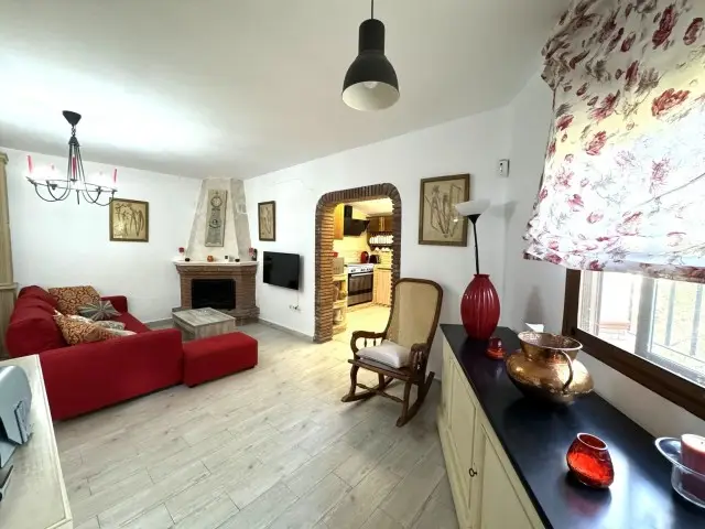 Piso de 3 Dormitorios en venta Cártama, España