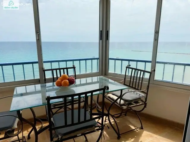 Apartamento en El Campello con Vistas al Mar
