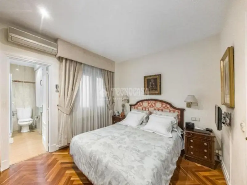 Piso en venta en Argüelles Madrid 142m2 3 habitaciones 2 baños