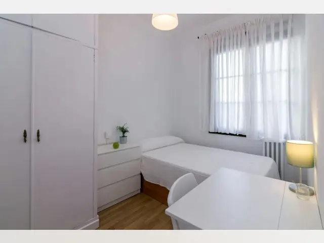 Habitación alquiler Oviedo, España