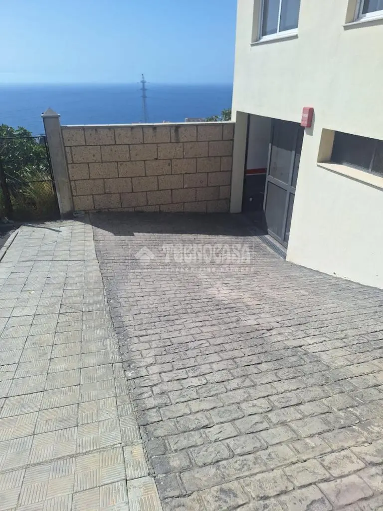 Plaza de Garaje en Venta en Igueste Candelaria