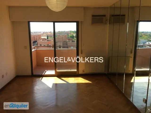 Alquiler Piso Ático Terraza Ascensor Ensanche Alcobendas
