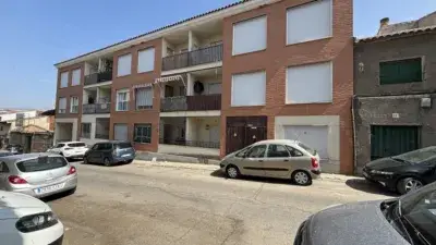 Piso en Venta Cebolla Toledo 4 Dormitorios Patio Garaje