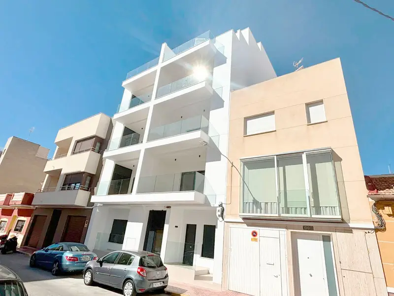 Apartamentos de Lujo en Guardamar del Segura Cerca de la Playa