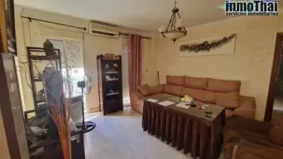 Piso en Venta Calle Cañameros Zona Madre de Dios