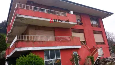 Casa Rural con Vistas: 8 Habitaciones, 2 Cocinas y 2000m2 de Terreno