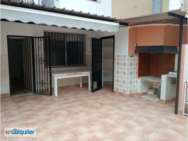 Alquiler Piso Reformado 3 Dormitorios Centro Eliana