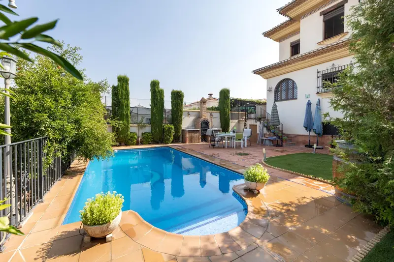 Venta Chalet Jardin Colinas Bermejas Monachil