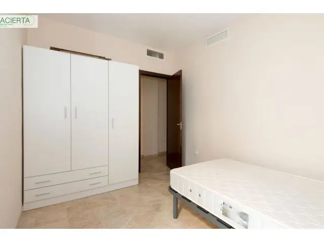 Apartamento 2 Dormitorios Atarfe Luminoso Cerca A 92