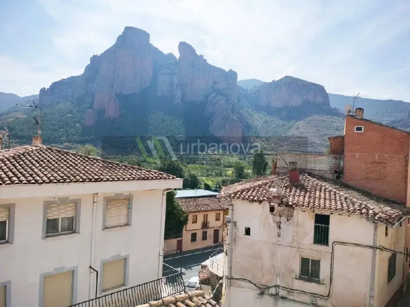 Venta Casa con calefacción en Islallana