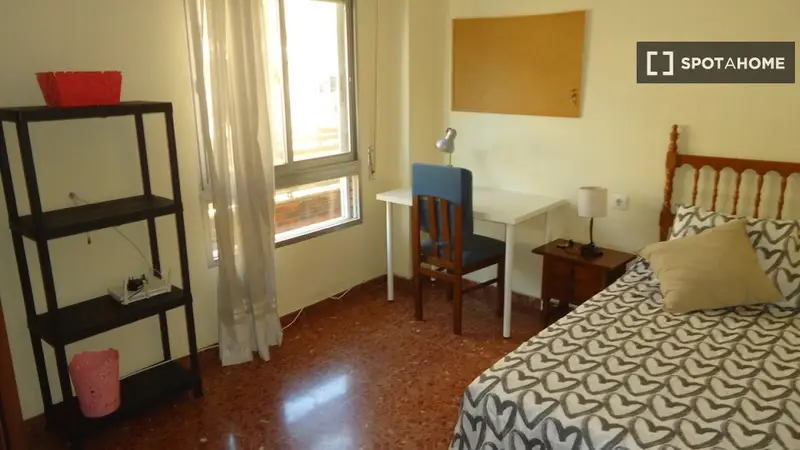 Habitación en piso compartido en Córdoba
