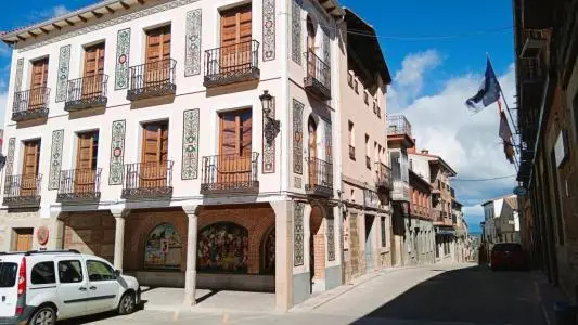 Casa señorial 370m2 centro Lagartera 19 estancias