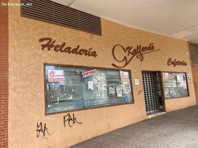 Local Comercial en Badajoz - Cafetería - Heladería