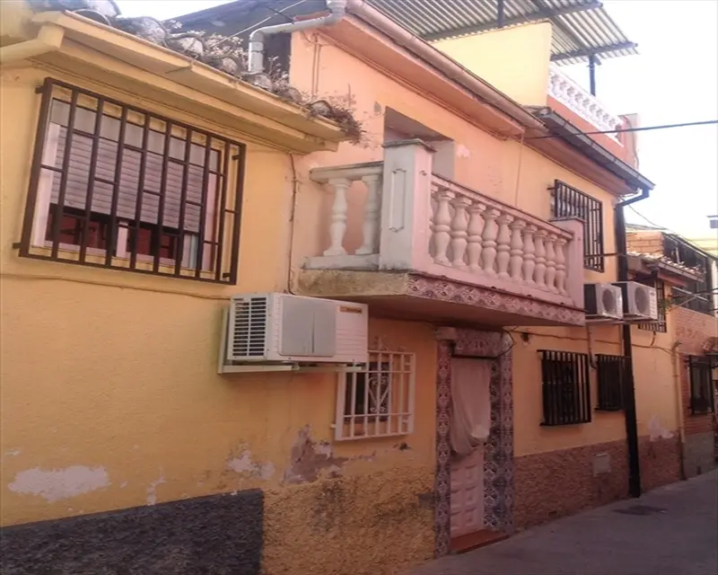 Casa Unifamiliar 77m² Granada