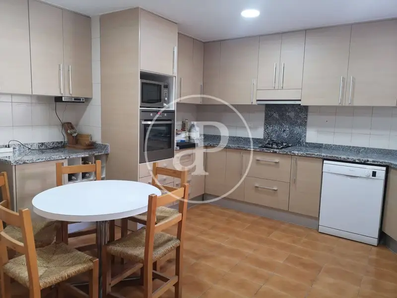 Apartamento 5 habitaciones Albors Valencia ciudad estudiantes