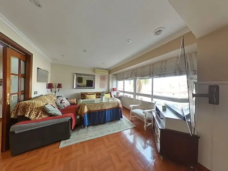 Venta Piso 4 Dormitorios Carlos III Cordoba