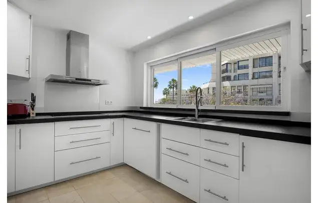 Apartamento 3 Dormitorios 223m2 Lujo Marbella Playa Fontanilla