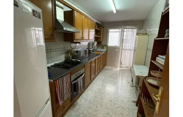 Alquiler Habitaciones Palma - Piso Amueblado con Balcón y Aire Acondicionado
