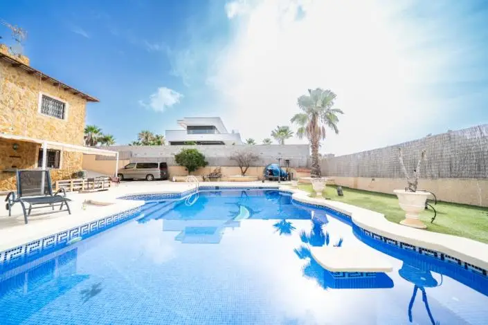 Villa 6 Dormitorios Piscina Costa Blanca Venta