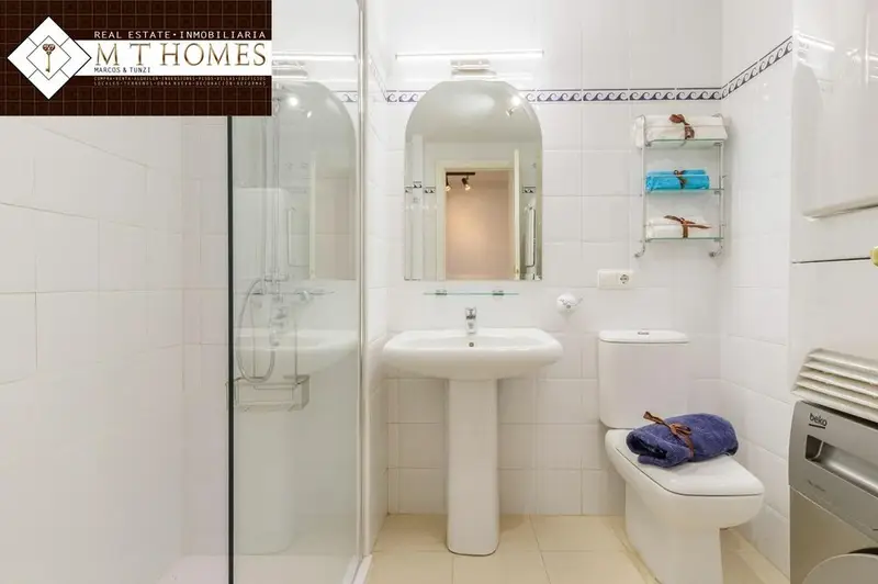 Apartamento con Vistas al Mar en Marbella