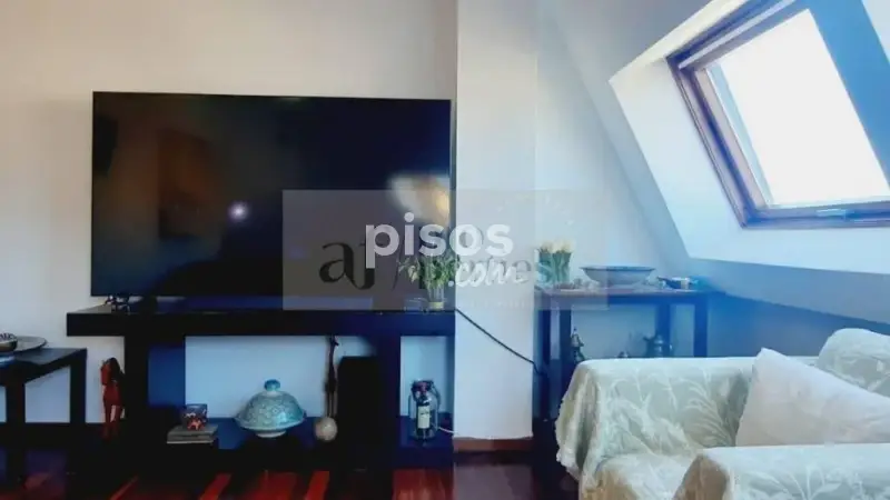 Atico Luminoso en Marín Centro 95m2 3 Dormitorios
