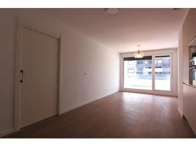 Alquiler Piso Estreno Lezkairu 2 Dormitorios 2 Baños Terraza Garaje