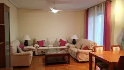 Alquiler Piso Amueblado 3 Dormitorios Trastero Garaje