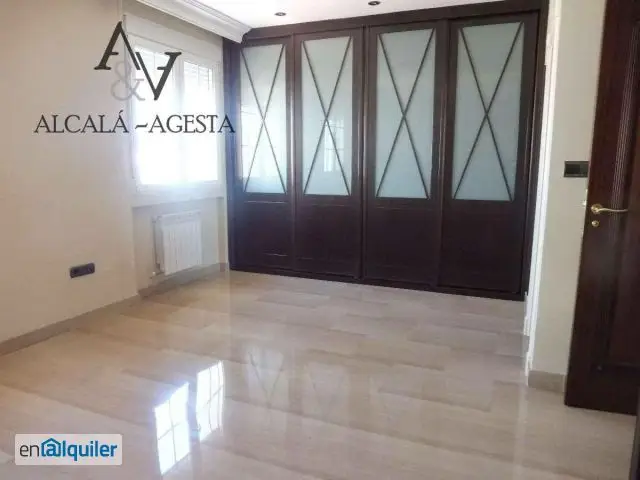 Piso Reformado Plaza Gracia 2 Dormitorios 2 Baños