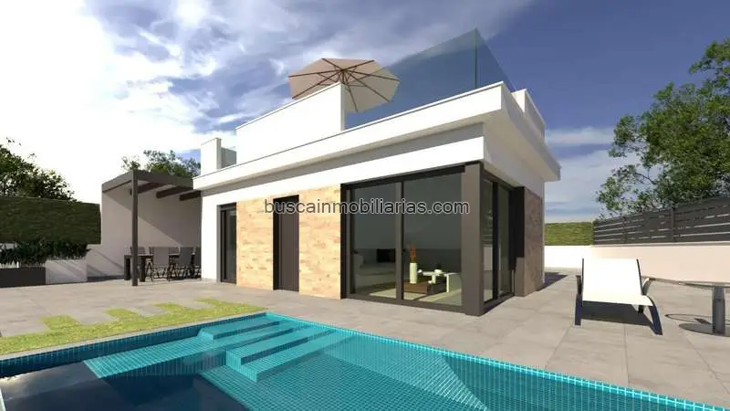 Villa en Los Alcázares con Piscina Privada - Cerca de la Playa