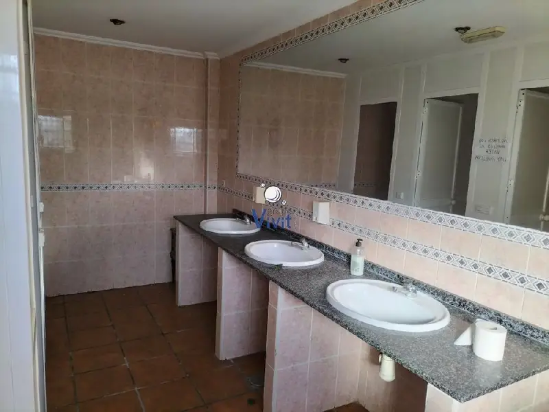 Parcela con Terraza en Dos Hermanas - Ideal Inversores