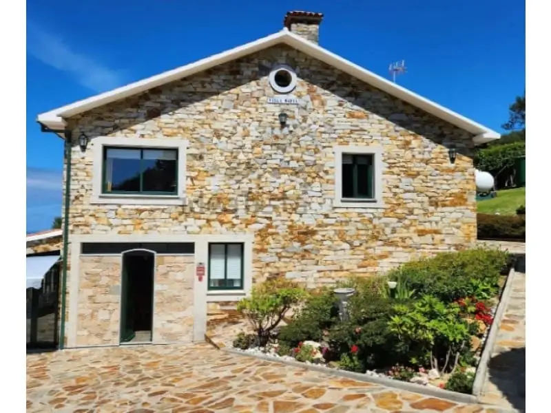 Chalet en venta cerca de la playa de Cedeira