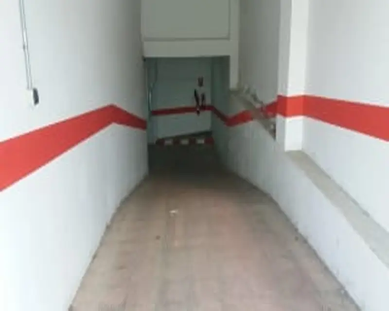 Garaje en Venta Villamartin 8m2