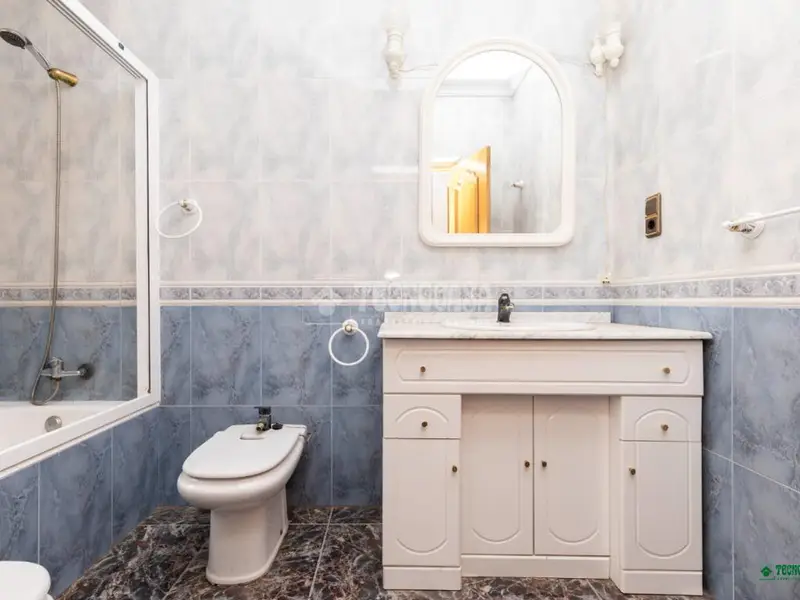 Chalet Adosado en Cabo de Gata con Garaje y Solarium