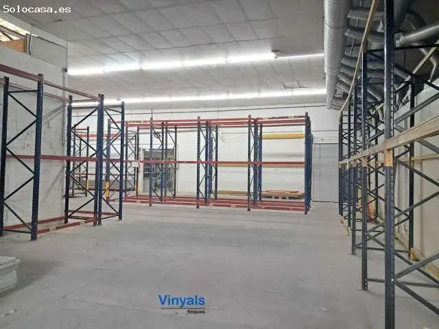 Nave Industrial 1439m2 con Excelente Visibilidad Comercial