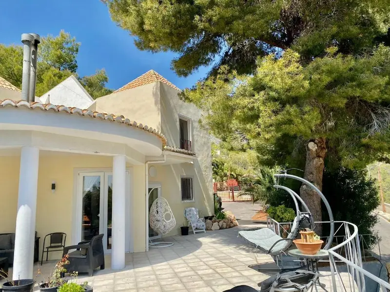 Casa en Callosa d En Sarria con Piscina y Terraza