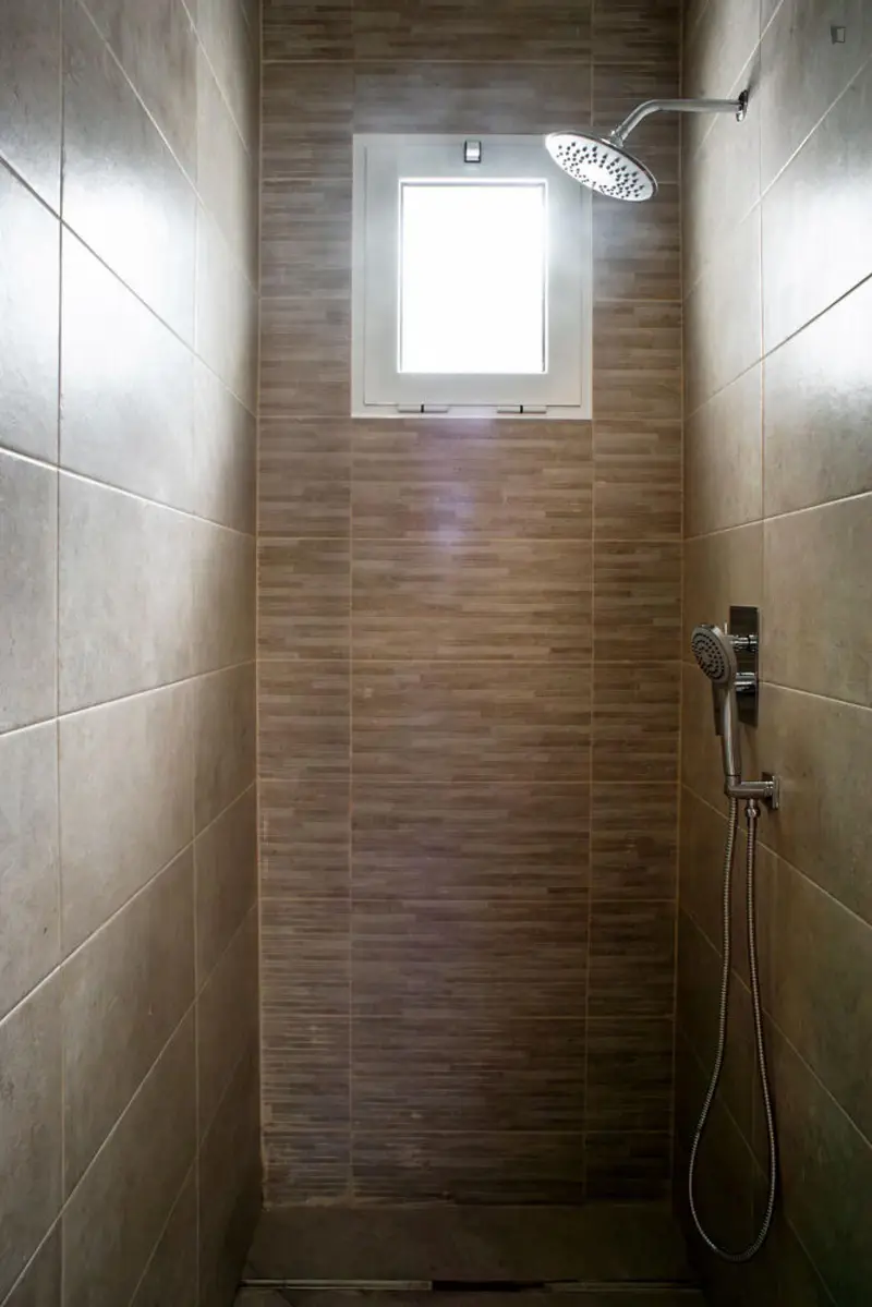 Habitación en alquiler Málaga: Amueblada, servicios incluidos