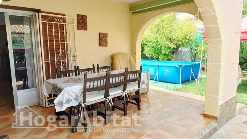 Casa en Venta Els Poblets Cerca de la Playa con Terraza y Barbacoa