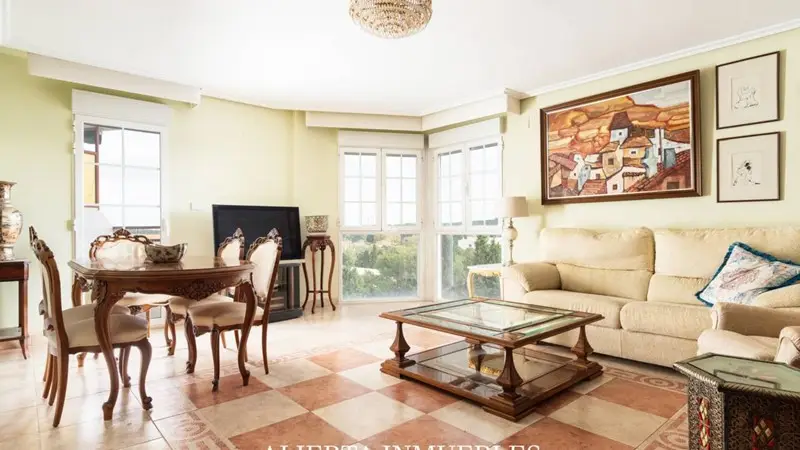 Piso en venta en El Pentagon 120m2 3 dormitorios 2 baños