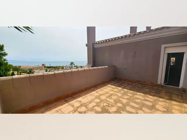 Villa de Lujo 6 Dormitorios Cerca Puerto Duquesa