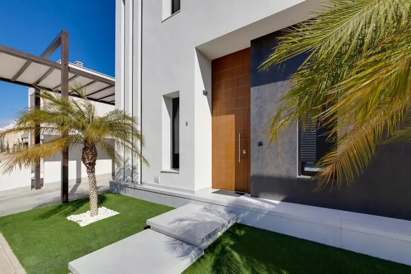 Villa en Venta Pilar de la Horadada 3 Dormitorios Piscina Jardin