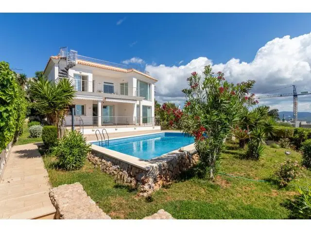 Chalet con Vistas al Mar en Santa Ponsa