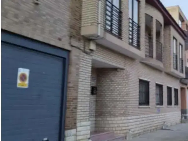 Piso en Venta en Alagón 4 Habitaciones