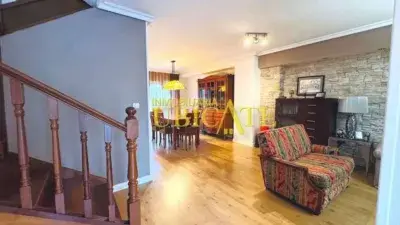 Casa en venta en Barrio Mioño