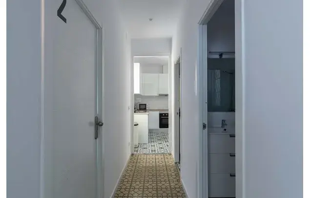 Habitacion 69m2 Barcelona Estancia Media Larga