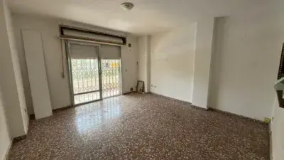 Apartamento en Punta Prima con Piscina Cerca de la Playa
