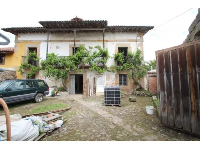 Casona Del Siglo XIX Para Rehabilitar