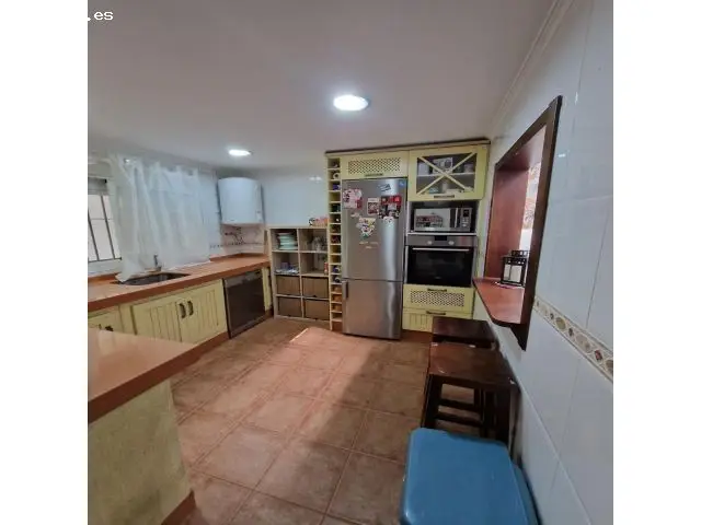 Gran Casa Reformada en Chiclana 4 Dormitorios 2 Baños